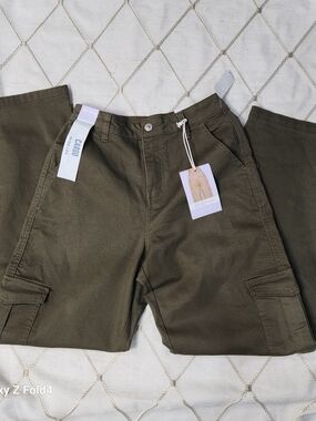 Wax Jean Olive Wide-Leg Cargo Pants NWT 3/26